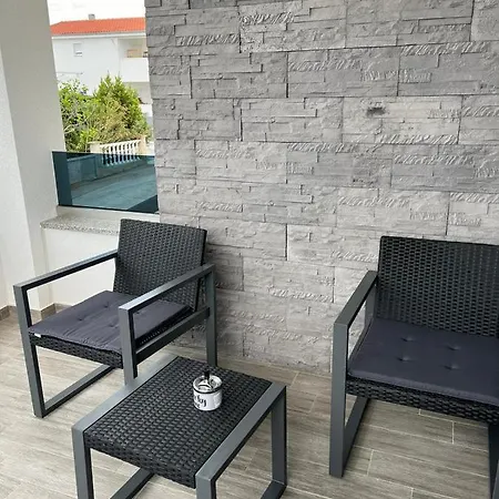 Irene No.2 Apartamento *