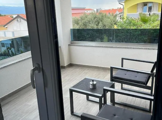 Irene No.2 Appartement Vir